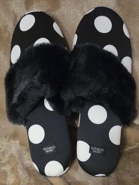 Victoria's Secret Black & White Polka Dot Faux Fur Slide Slippers